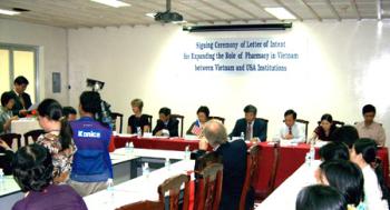 signing ceremony